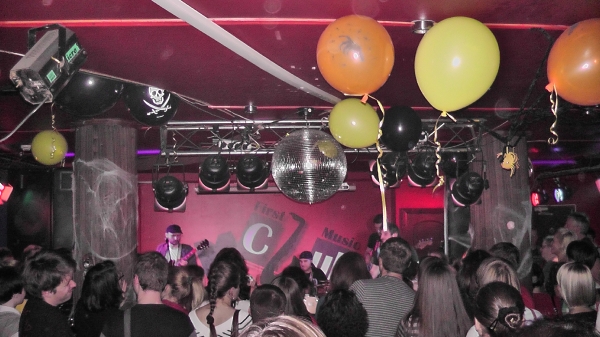 Ундервуд FM Club